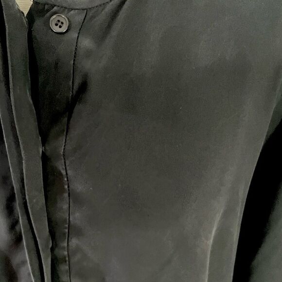 Lafayette 148 New York Black Silk Half Button Blouse Size Small - Picture 2 of 5
